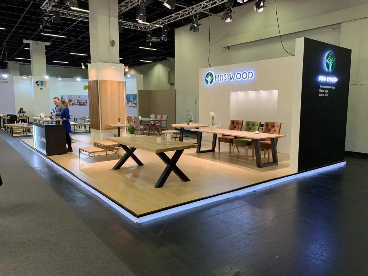Exposición de muebles